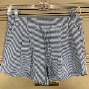 Lululemon athletic workout shorts